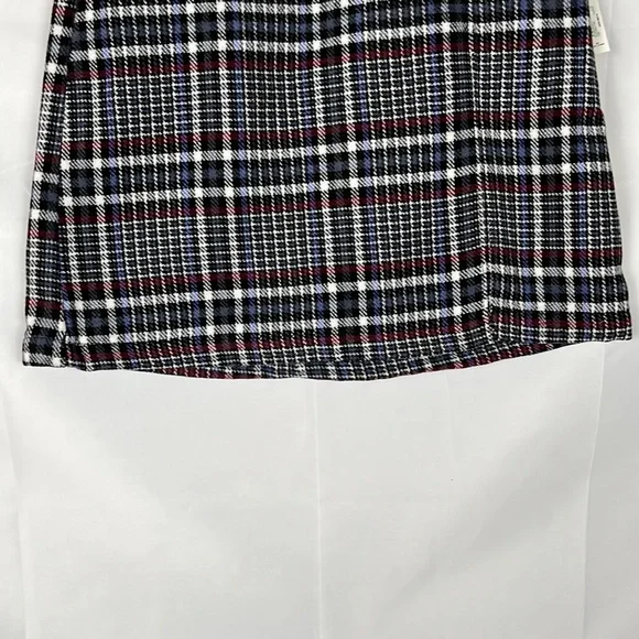 Plaided Mini Skirt Blue & Black Side Split Back Zipper Juniors Size Small - Picture 4 of 9